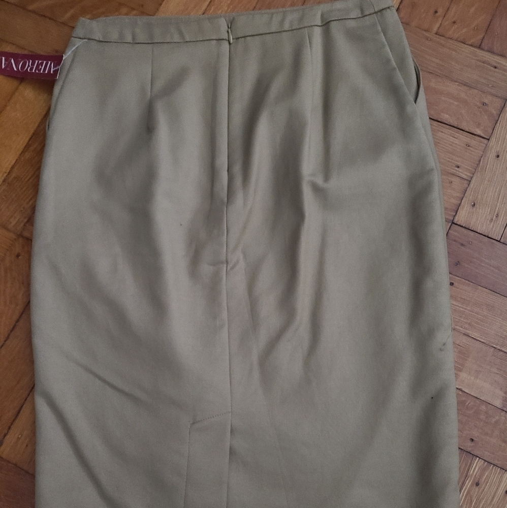 New w tags pencil skirt w side pockets Hp๐ฅ๐ฅ๐ด - Picture 4 of 6